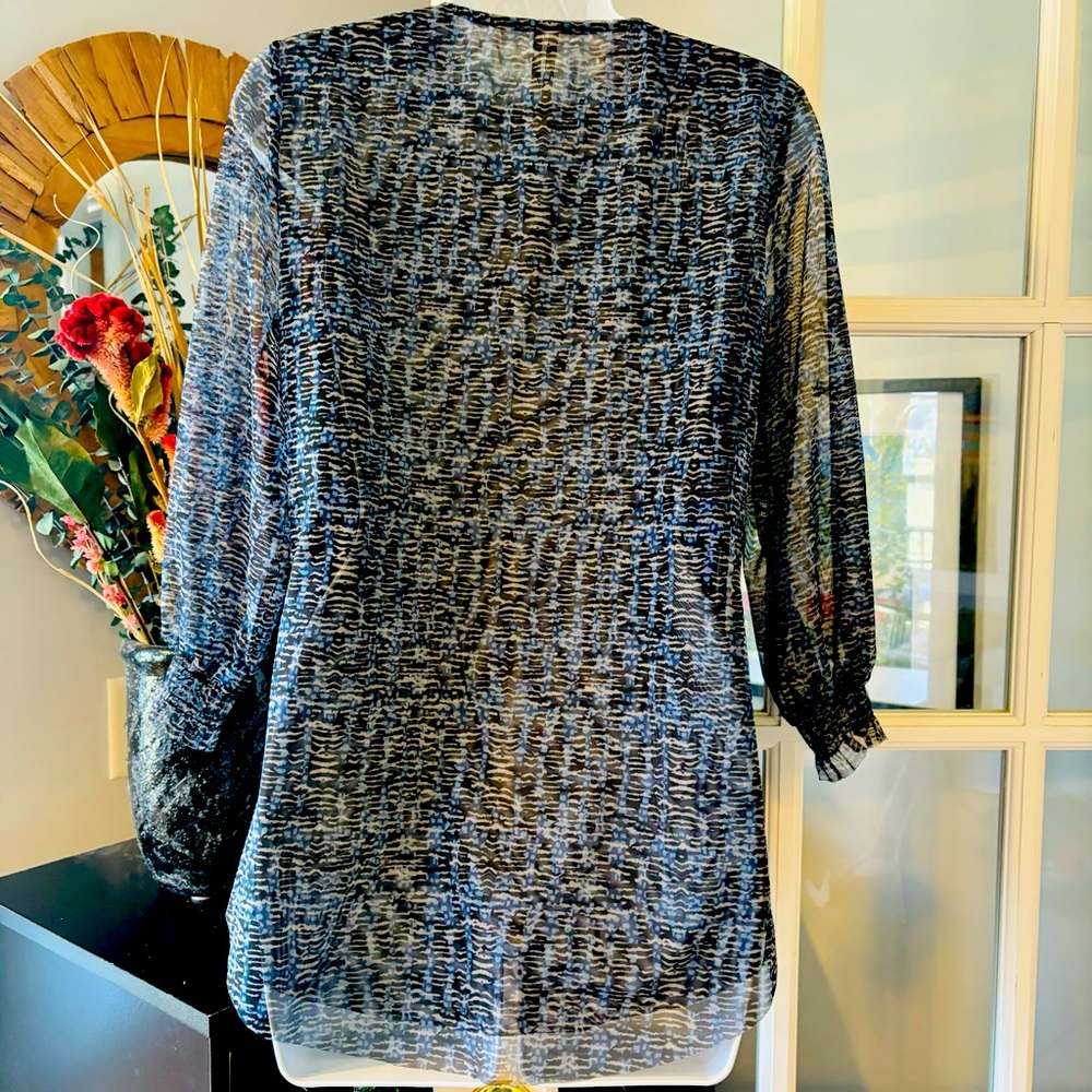 Anthropologie Gretchen Smocked Geometric Pattern Mesh Blouse NWOT Small - Picture 5 of 5